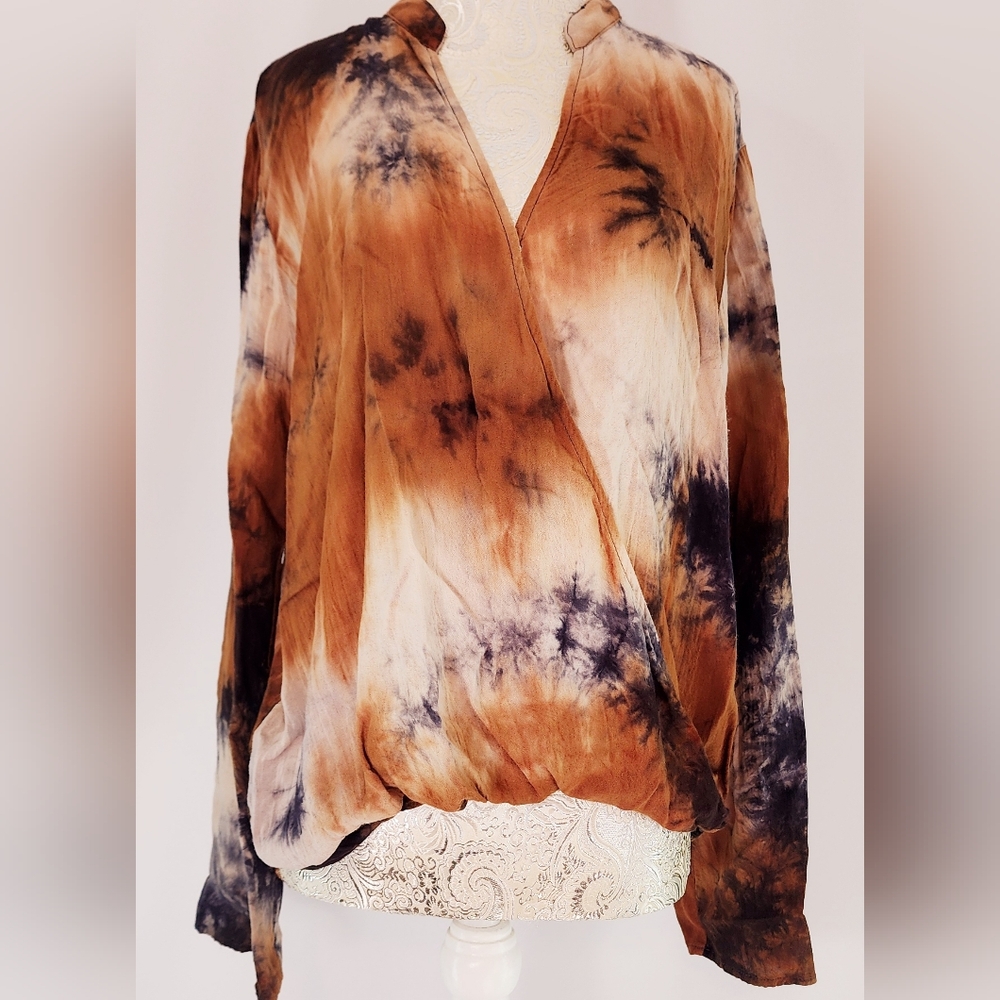 ee:some tie dye copper blouse with adjustable sleeve length